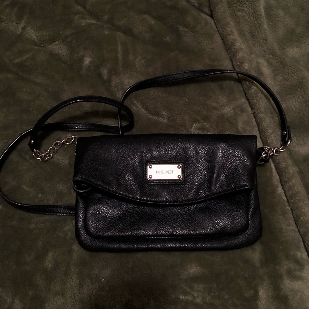 NINE WEST BLACK CROSSBODY BAG MULTIPLE ZIPPERS
